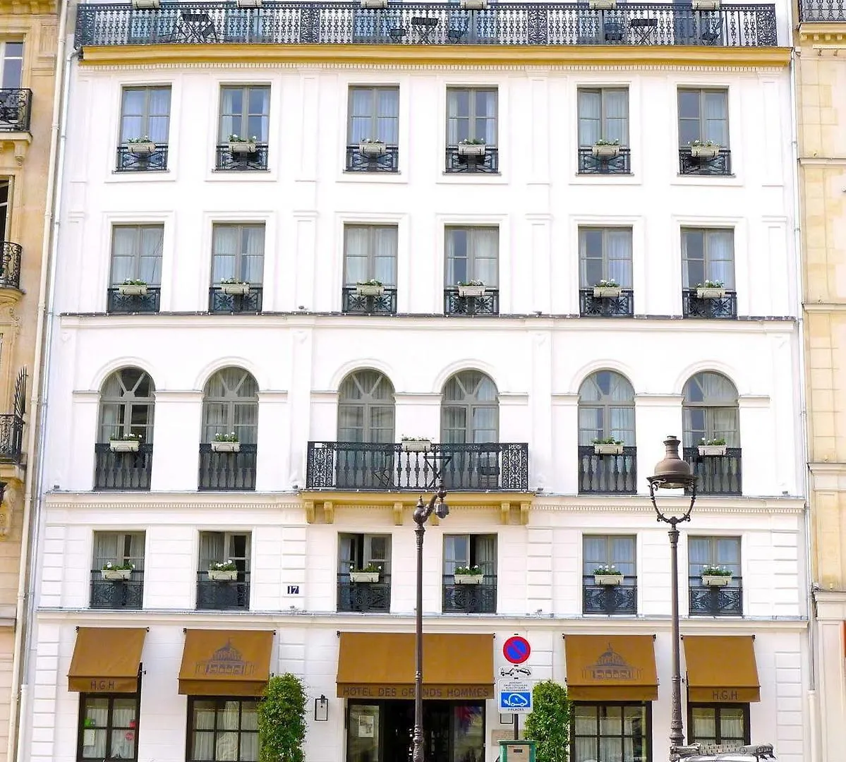 Des Grands Hommes Hotel 3*